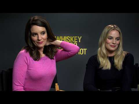 VIDEO : Exclusive Interview: Tina Fey and Margot Robbie get political