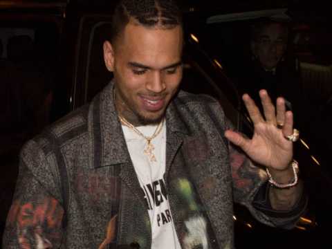VIDEO : Exclu Vido : Chris Brown : les Parisiens se battent pour lui !