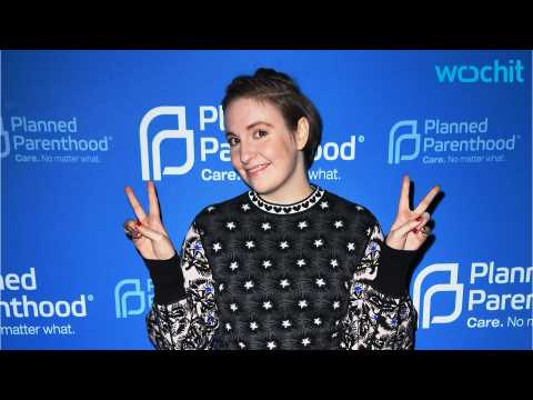VIDEO : Lena Dunham in Hospital With Ovarian Cyst Rupture