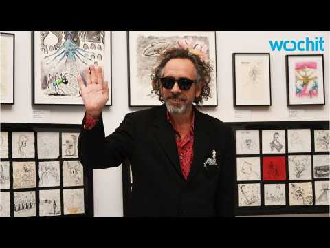 VIDEO : First Look Photos From Tim Burton's 