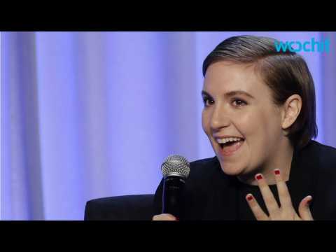 VIDEO : Lena Dunham Will Have Surgery for Ruptured Ovarian Cyst