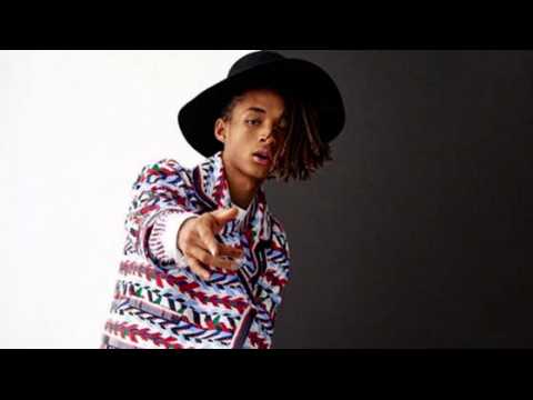 VIDEO : Jaden Smith Doesn't See Distinction in 'Men' and 'Women's' Clothing