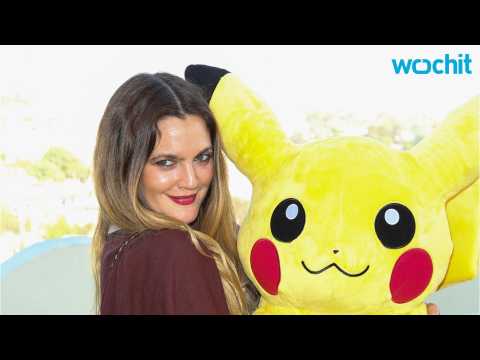 VIDEO : Drew Barrymore Hosts a Pokemon Party at the West Hollywood?s Posh Sunset Tower Hotel