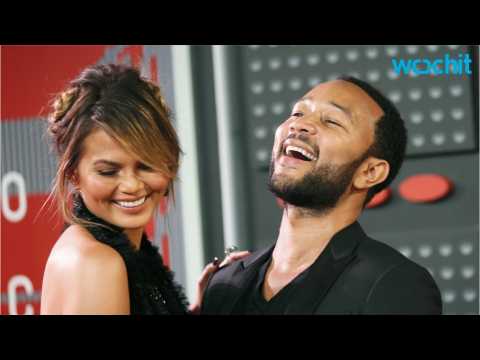 VIDEO : Chrissy Teigen Rips Haters Over Baby Gender Controversy