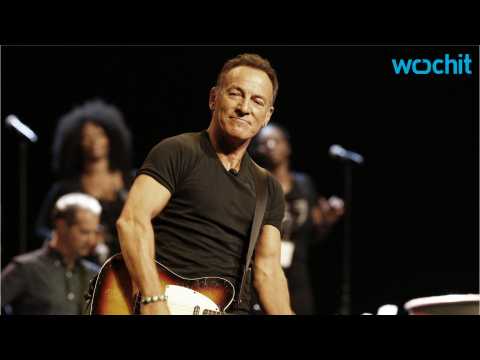 VIDEO : When is Bruce Springsteen's Autobiography Being Released?