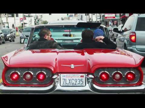 VIDEO : Les stars et leurs voitures de collection