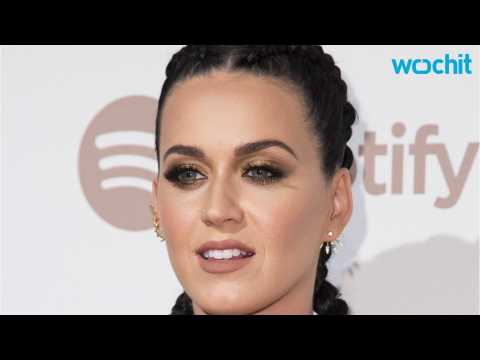 VIDEO : Katy Perry And Orlando Bloom Spotted Together At Pre-Grammys 2016 Party