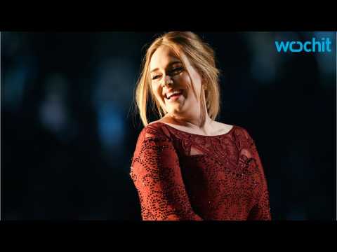 VIDEO : Adele Laughs Off 'Embarrassing' Grammy Performance on 'Ellen'