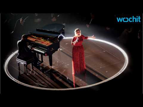 VIDEO : Adele Devastated After Grammys Mishap