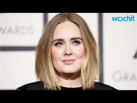 VIDEO : Adele Redeems ?Embarrassing? Grammy Fail