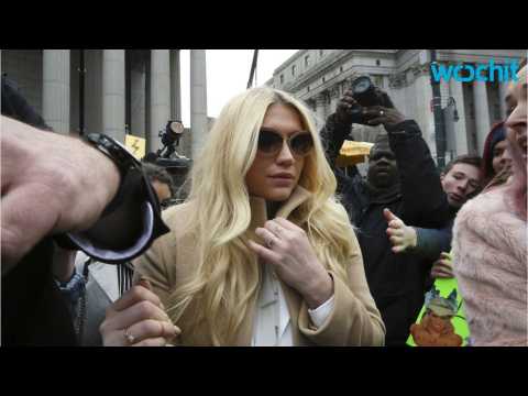 VIDEO : Court Says Kesha Must Keep Working With Alleged Rapist, She Sobs