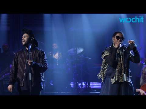 VIDEO : The Weeknd And Lauryn Hill Perform on The Tonight Show