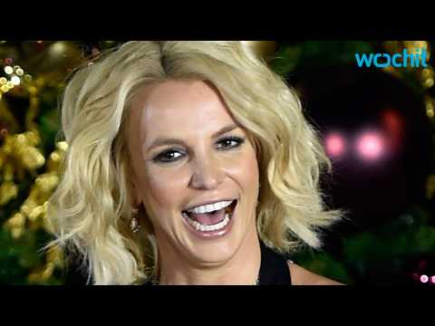 VIDEO : Britney Spears Has a Thing or Two to Teach Her Younger Fellow Luminaries