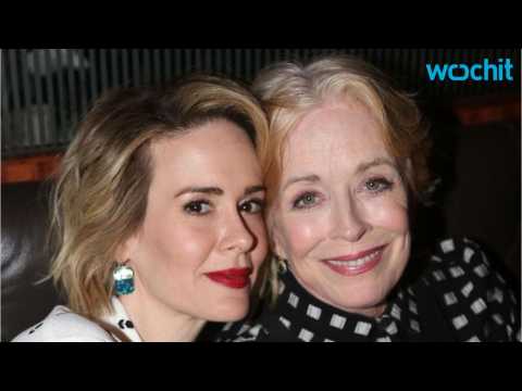 VIDEO : Sarah Paulson Finally Confirms Relationship With Holland Taylor