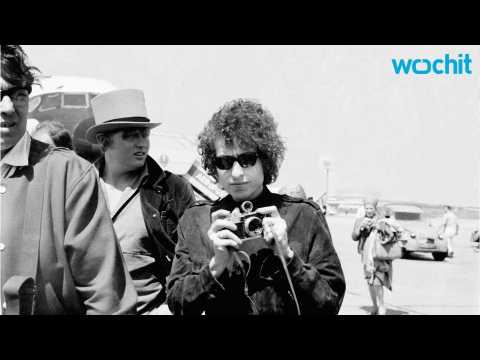 VIDEO : Bob Dylan Sells Personal Archive to University of Tulsa
