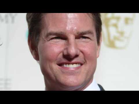 VIDEO : The Internet Accuses Tom Cruise of Overdoing Botox Injections