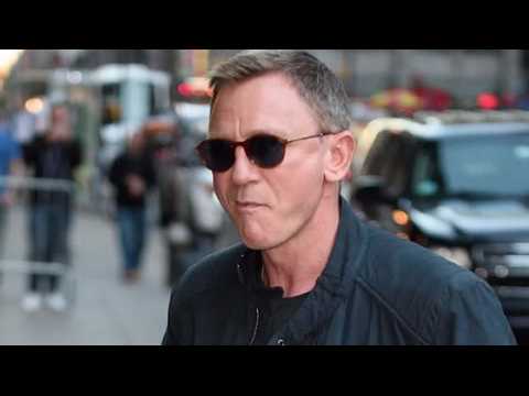 VIDEO : Daniel Craig Quits Bond for US TV Show, Purity