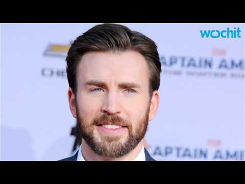VIDEO : Chris Evans Reveals Whose Side Avengers Would Pick In a Real Conflict