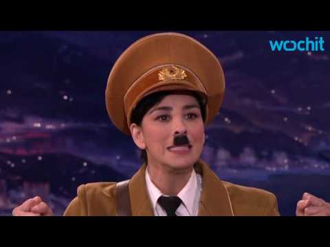 VIDEO : Sarah Silverman Appears as Adolf Hitler on Conan