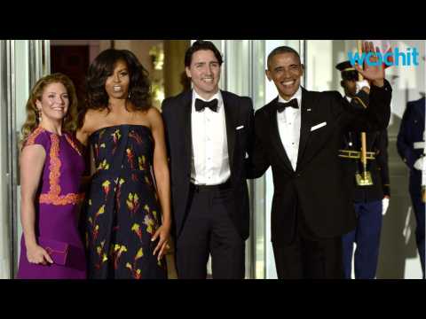 VIDEO : Michelle Obama Looks Stunning in Jason Wu Gown
