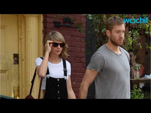 VIDEO : New Breakup Song For Taylor Swift?: Swift & Harris On The Rocks