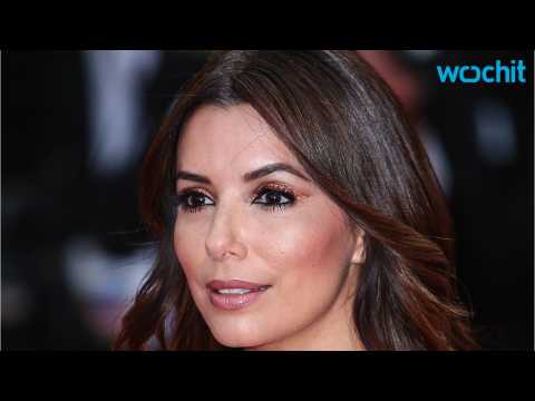 VIDEO : Eva Longoria is Officially Out of the Single Market!