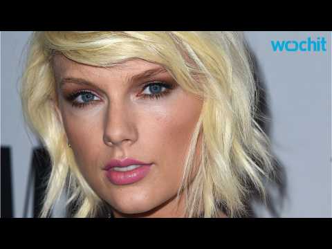 VIDEO : Police Are Looking for  an Online Abuser Who Bullied Taylor Swift and Her Squad