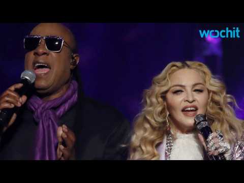 VIDEO : Madonna's Prince Tribute Falls Flat