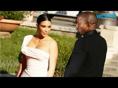 VIDEO : Kim Kardashian is All Cleavage While in Rome