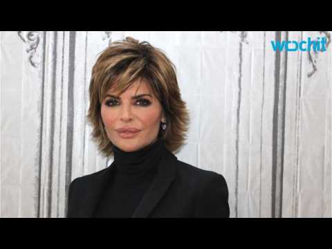 VIDEO : 'Real Housewives Of Beverly Hills' Lisa Rinna Apologizes To Fans On Instagram