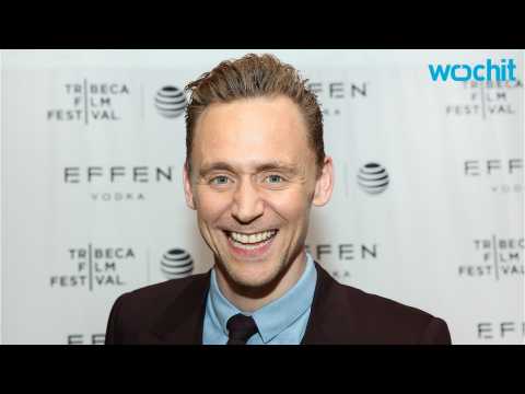 VIDEO : Tom Hiddleston Chats About His 'Steamy' Scene in 'The Night Manager'