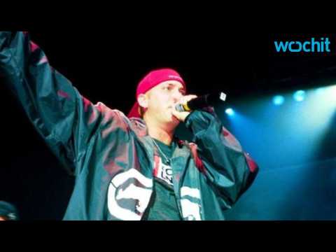 VIDEO : Eminem Selling Parts of His Childhood Home