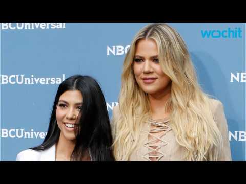 VIDEO : Kourtney Kardashian Gets Pulled Over