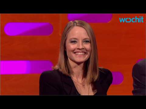 VIDEO : Jodie Foster Doesn't Understand Why People Think She's Helen Hunt