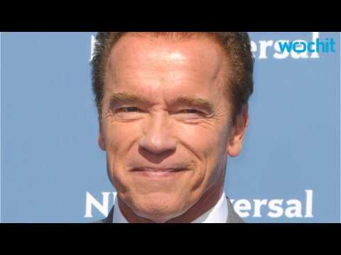 VIDEO : Arnold Schwarzenegger Has a Close Encounter With an Elephant in South Africa