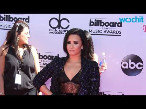 VIDEO : Demi Lovato and Wilmer Valderrama call it quits