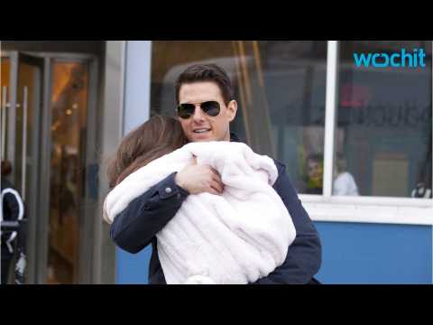 VIDEO : Has Tom Cruise Seen Daughter Suri In Three Years?