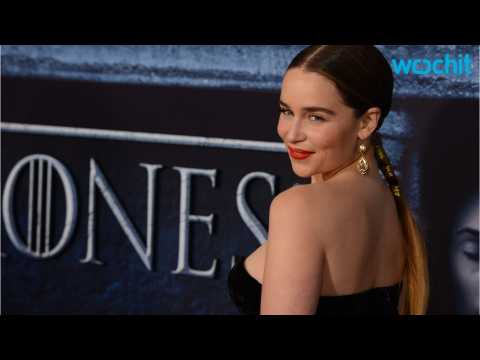 VIDEO : Game of Thrones' Emilia Clarke Poses Topless in Sexy Violet Grey Photo Shoot