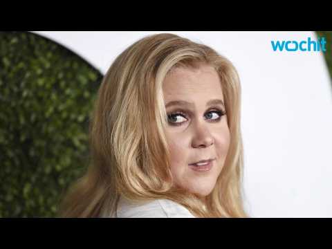VIDEO : Amy Schumer Discusses Her College Experience