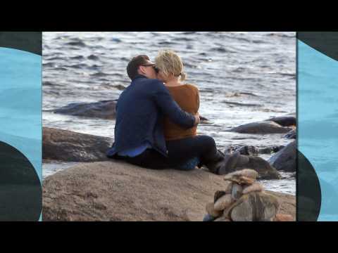 VIDEO : Taylor Swift and Tom Hiddleston caught kissing in Rhode Island
