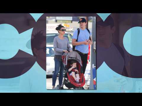VIDEO : Mila Kunis and Ashton Kutcher expecting second child