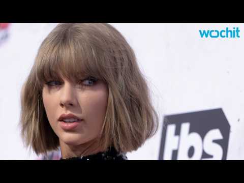 VIDEO : Is Taylor Swift Being Ghosted by Ex Calvin Harris?