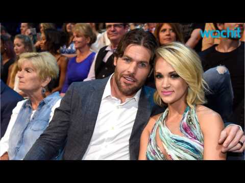 VIDEO : Carrie Underwood And Mike Fisher Are Having The Best Summer