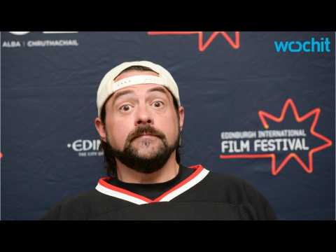 VIDEO : Kevin Smith Returning to 'The Flash' For Season 3