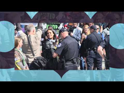 VIDEO : Rosario Dawson hopes to get arrested again at next protest