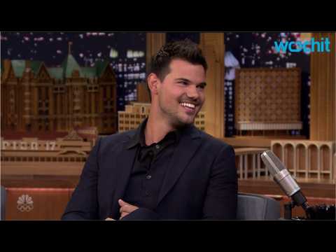 VIDEO : Taylor Lautner Coming to Scream Queens Season 2
