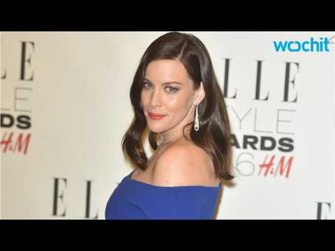 VIDEO : Pregnant Liv Tyler Shares a Candid Photo of Her Baby Bump on Instagram
