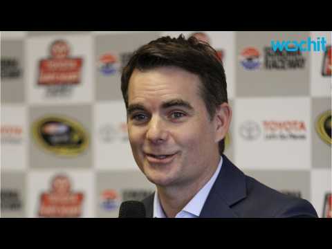 VIDEO : Jeff Gordon May Be Joining 'Live' With Kelly Ripa