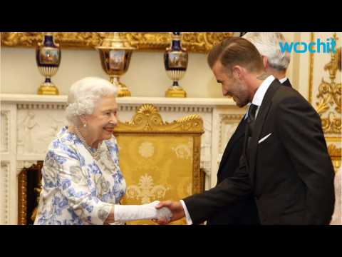 VIDEO : David Beckham Meets Queen At The Queen?s Young Leaders Awards