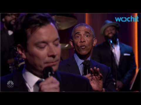 VIDEO : Jimmy Fallon and President Obama 'Slow Jammed The News'